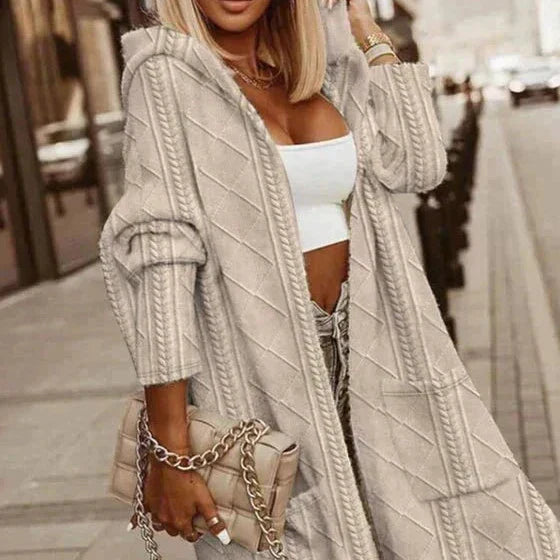SIENNA – TRENDY GEBREIDE CARDIGAN MET CAPUCHON